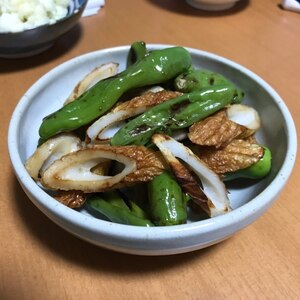 おすすめ簡単☆ししとうとちくわの醤油炒め